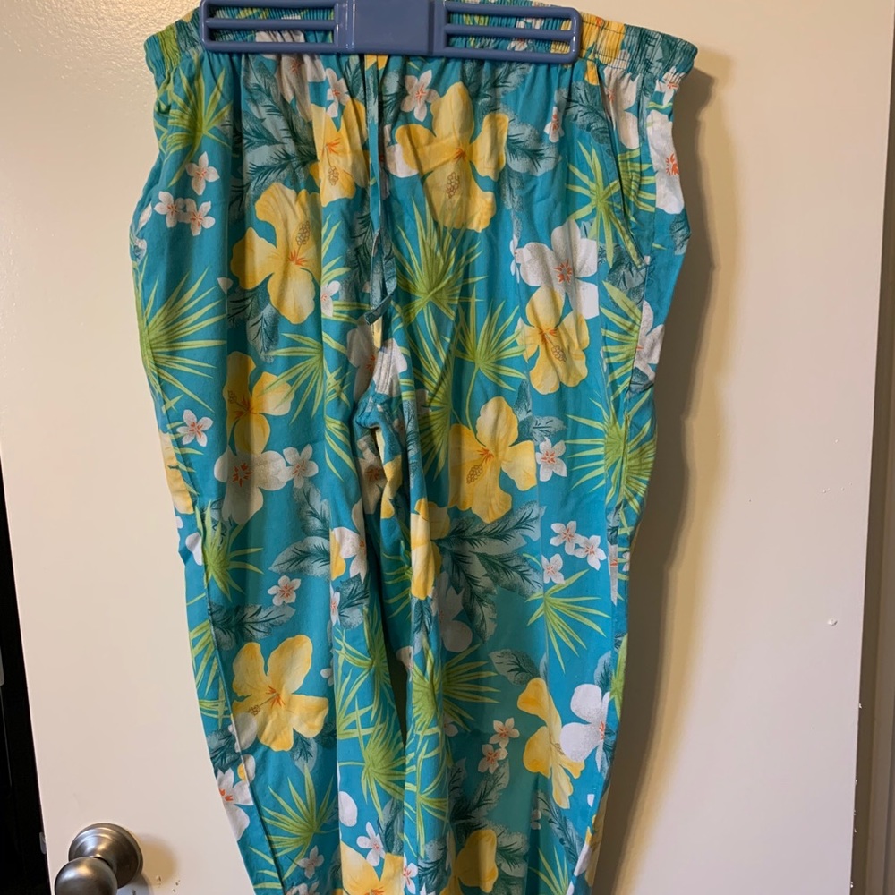 Crop pants